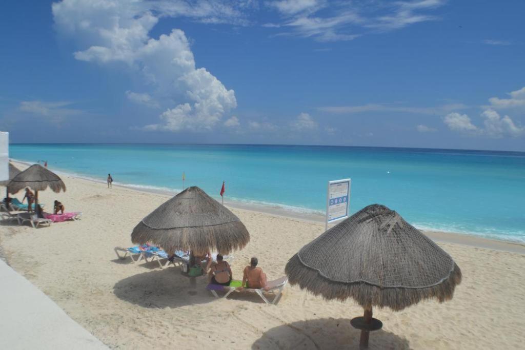 Private Room. Brisas. Zona Hotelera. Cancun Luaran gambar